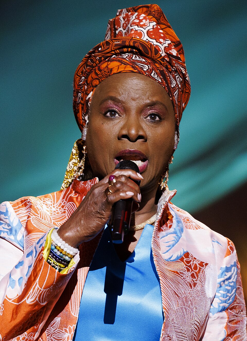 Angélique Kidjo — artist photo