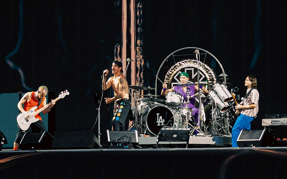 Red Hot Chili Peppers — artist photo